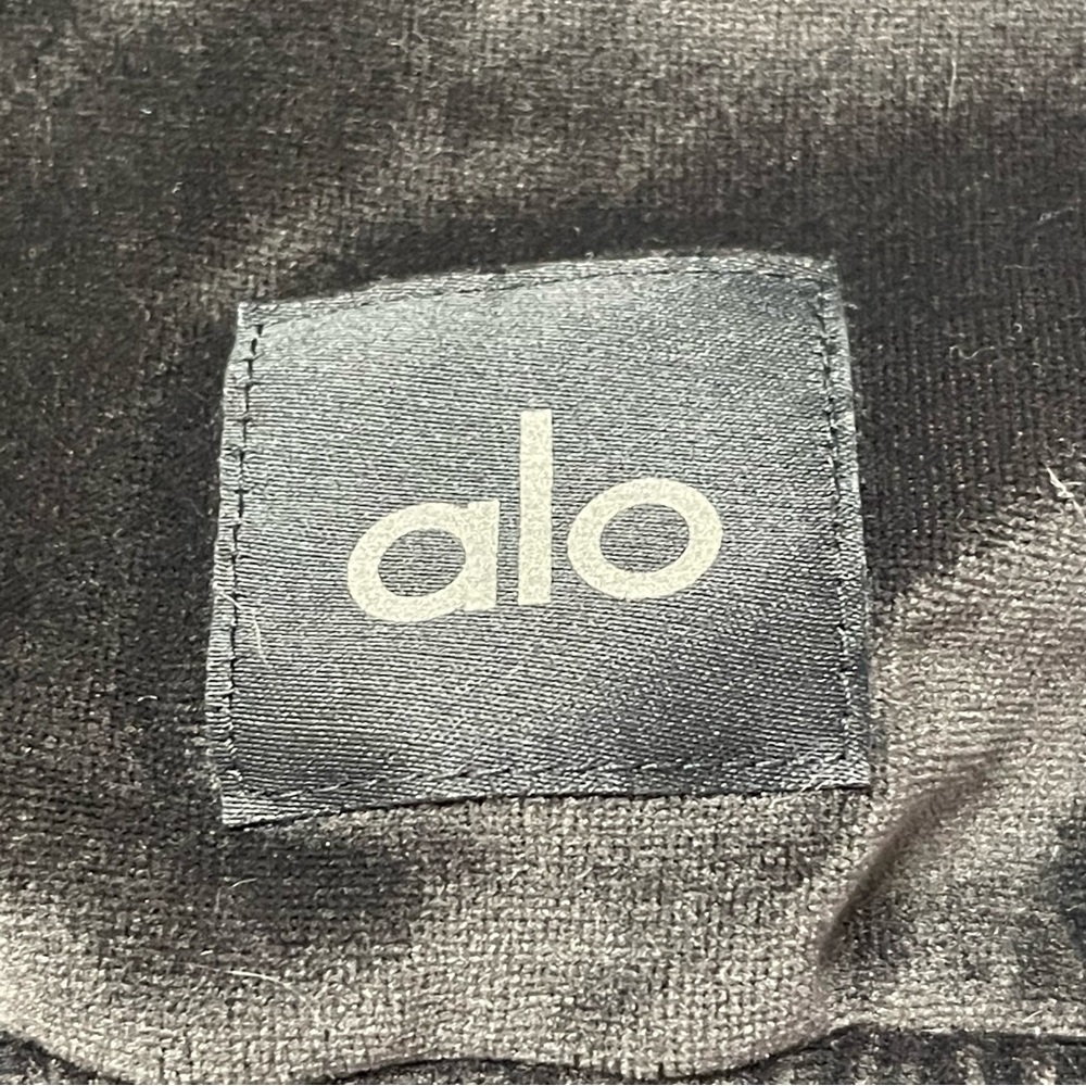 ALO Velour Glimmer Scoop Neck Bra sz M - Picture 7 of 8